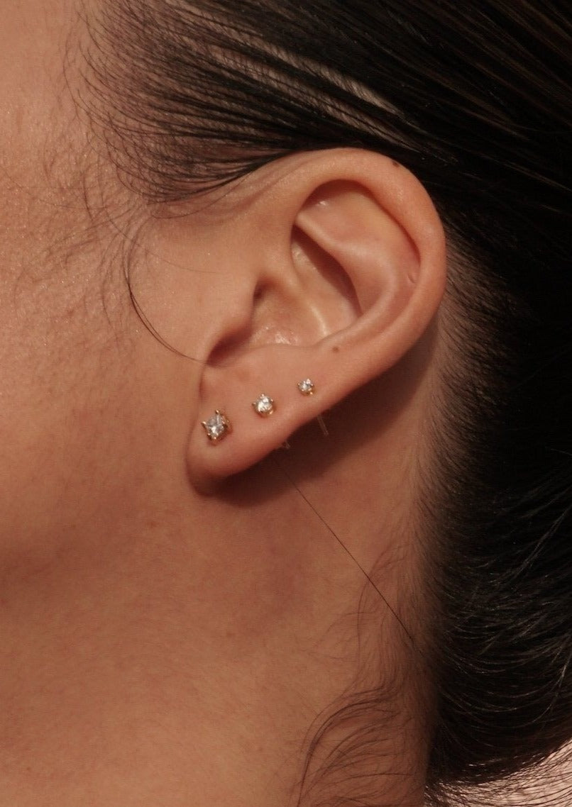 14k Gold Baby Diamond Studs