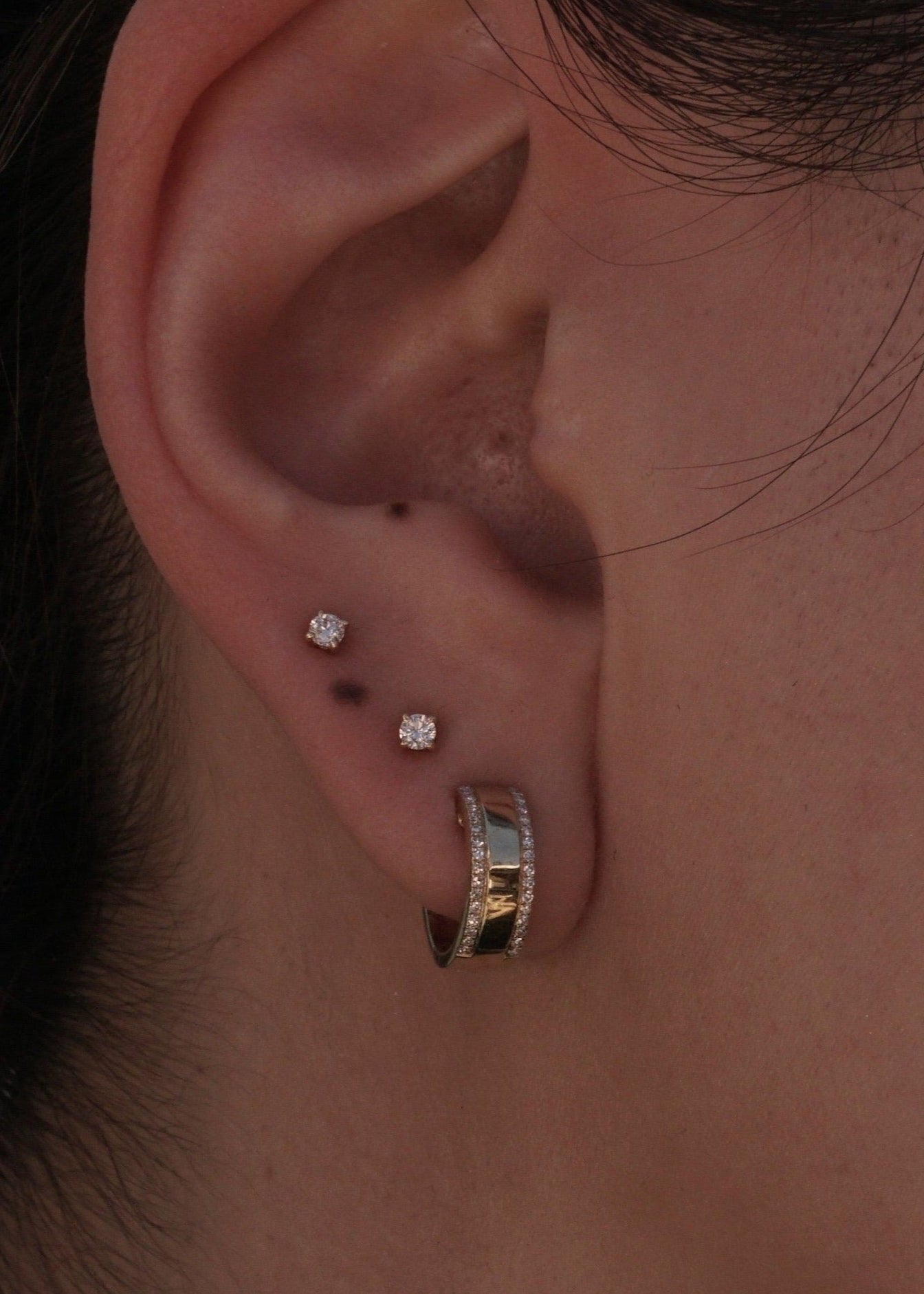 14k Gold Diamond Sandwich Huggies