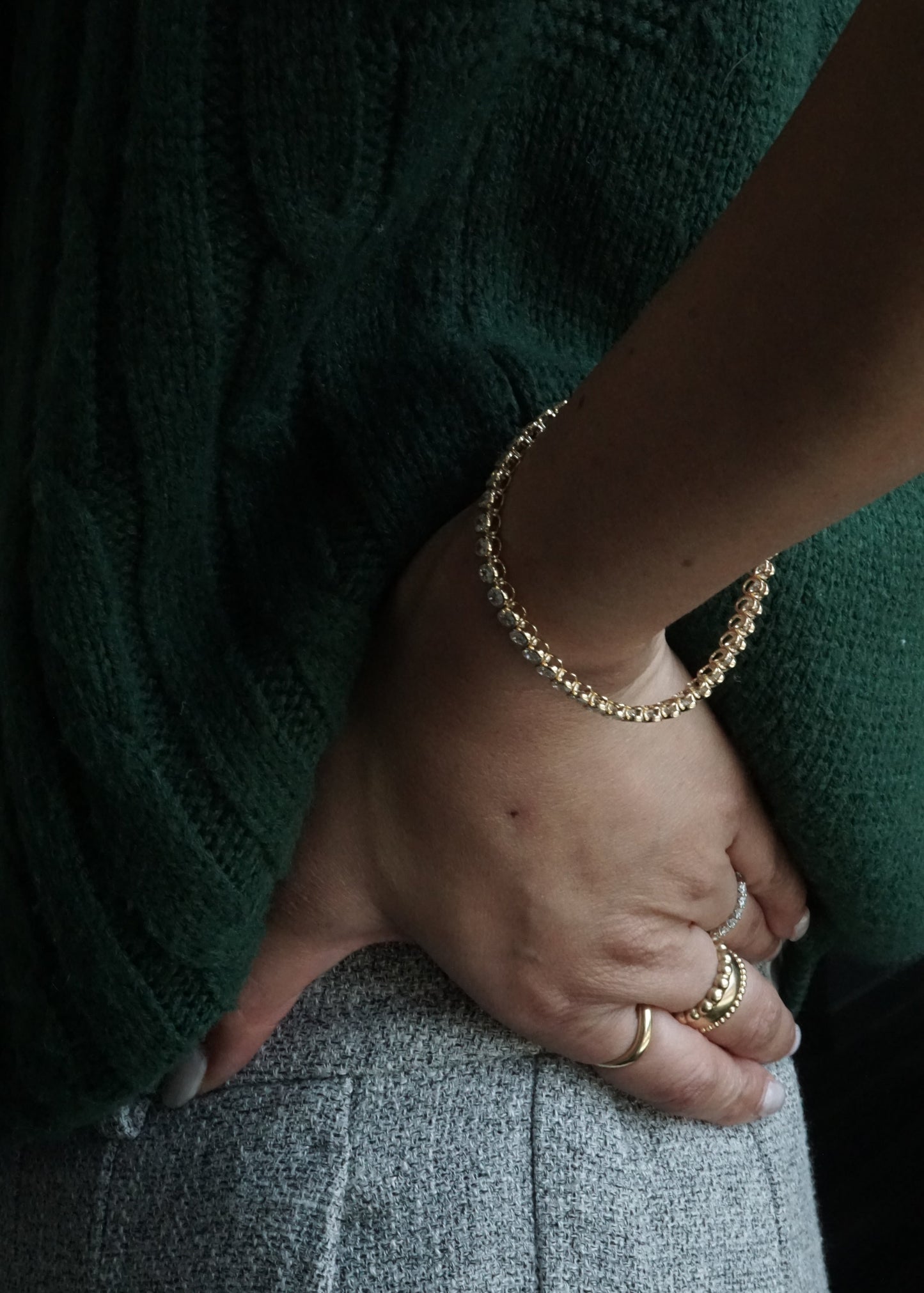 14k Gold Diamond Bezel Oval Tennis Bracelet