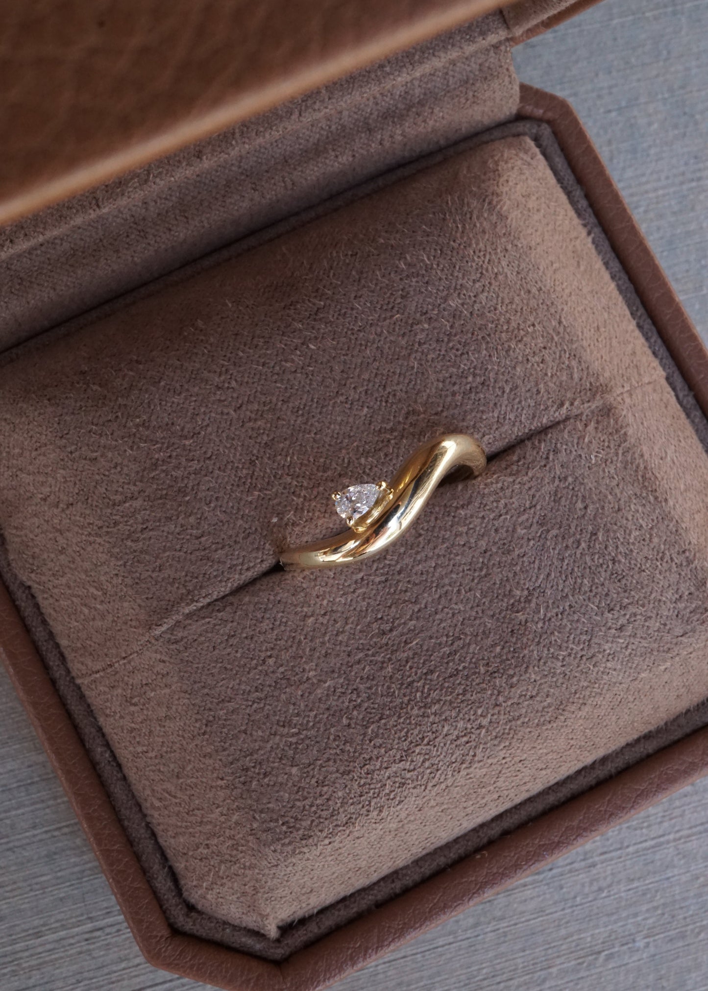 14k Gold Puffy Diamond Wave Ring