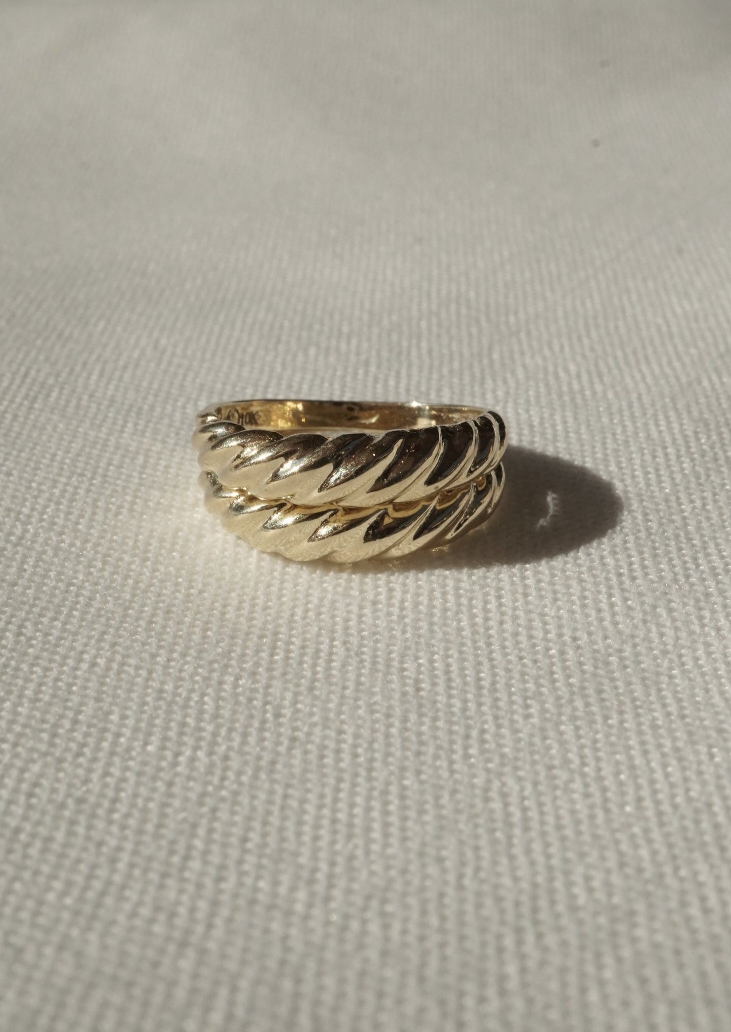 10k Gold Skinny Croissant Pinky Ring