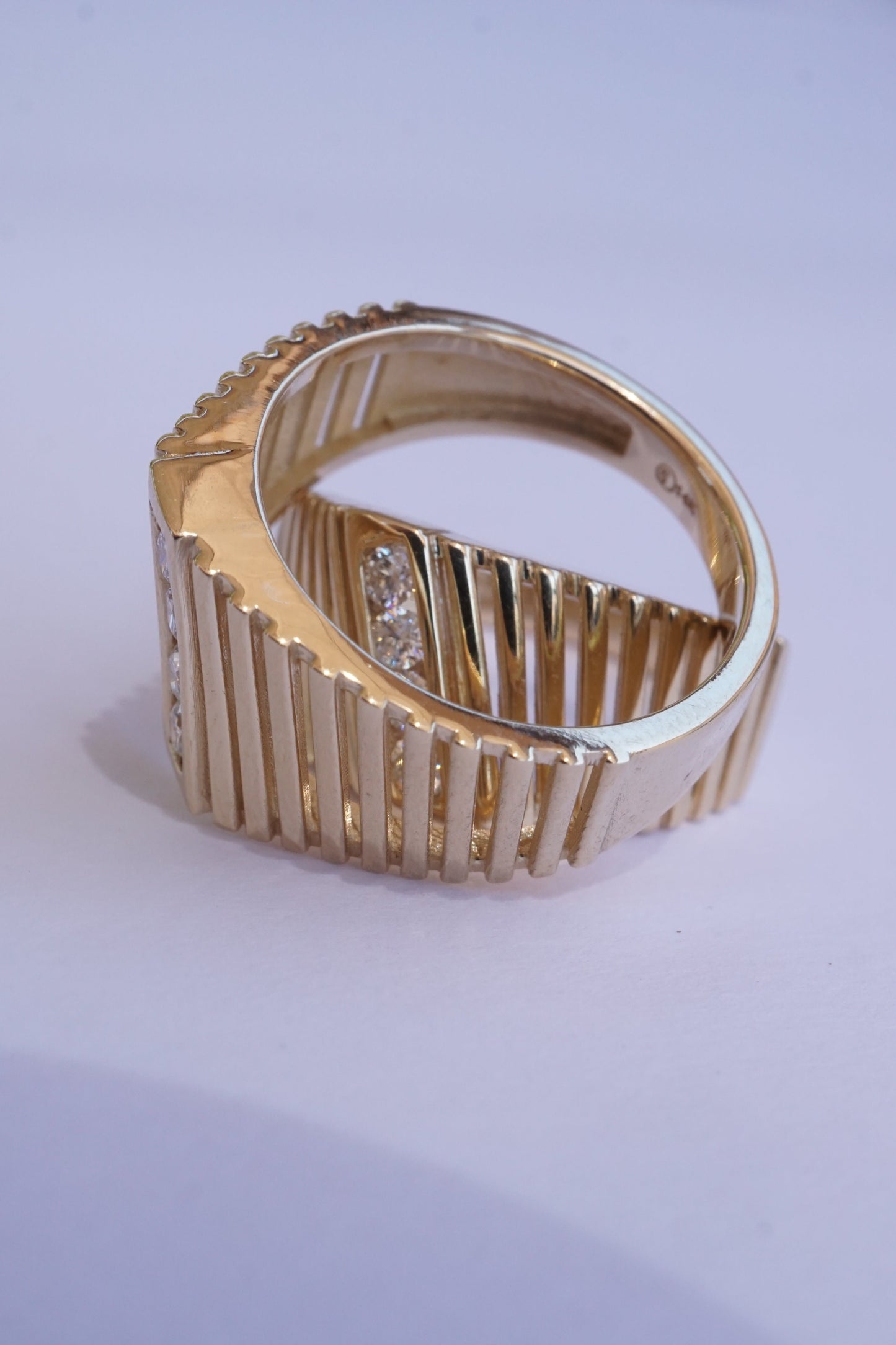 14k Gold Kelly Ring