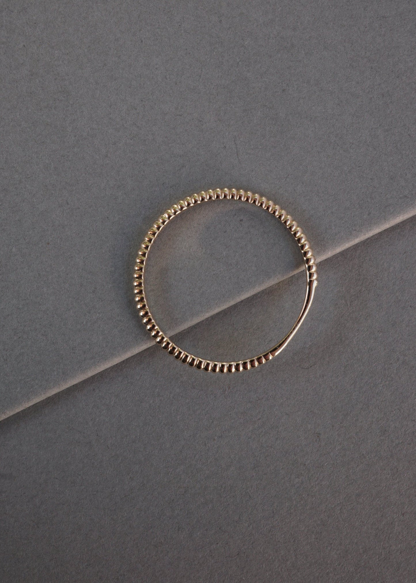 14k Gold Thin Beads Band