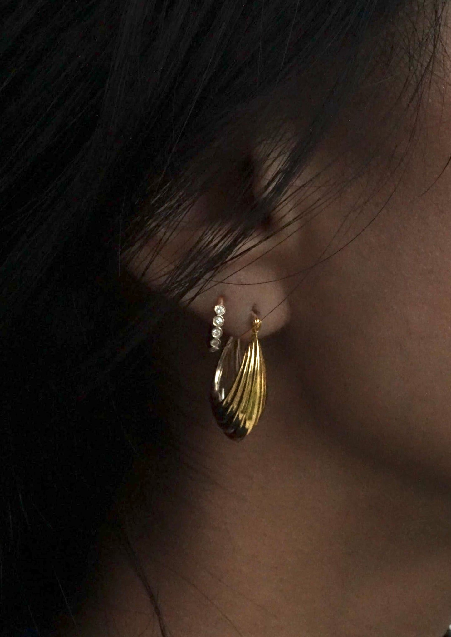 14k Gold Glamour Hoops