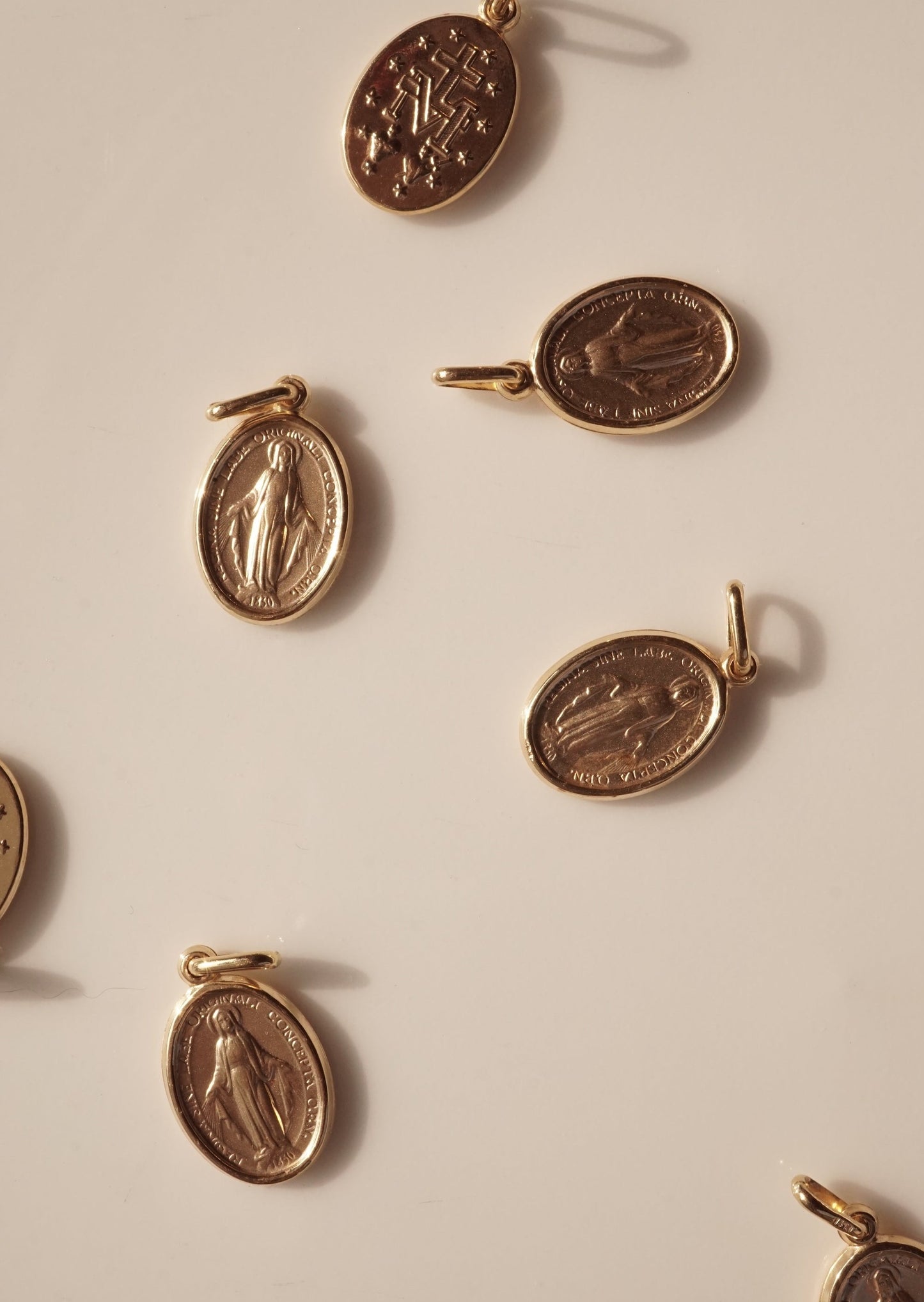 14k Gold Plain Oval Virgin Mary Charm (small)