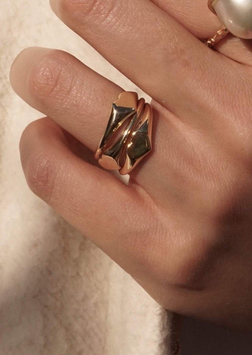14k Gold Mini Heart Signet Ring