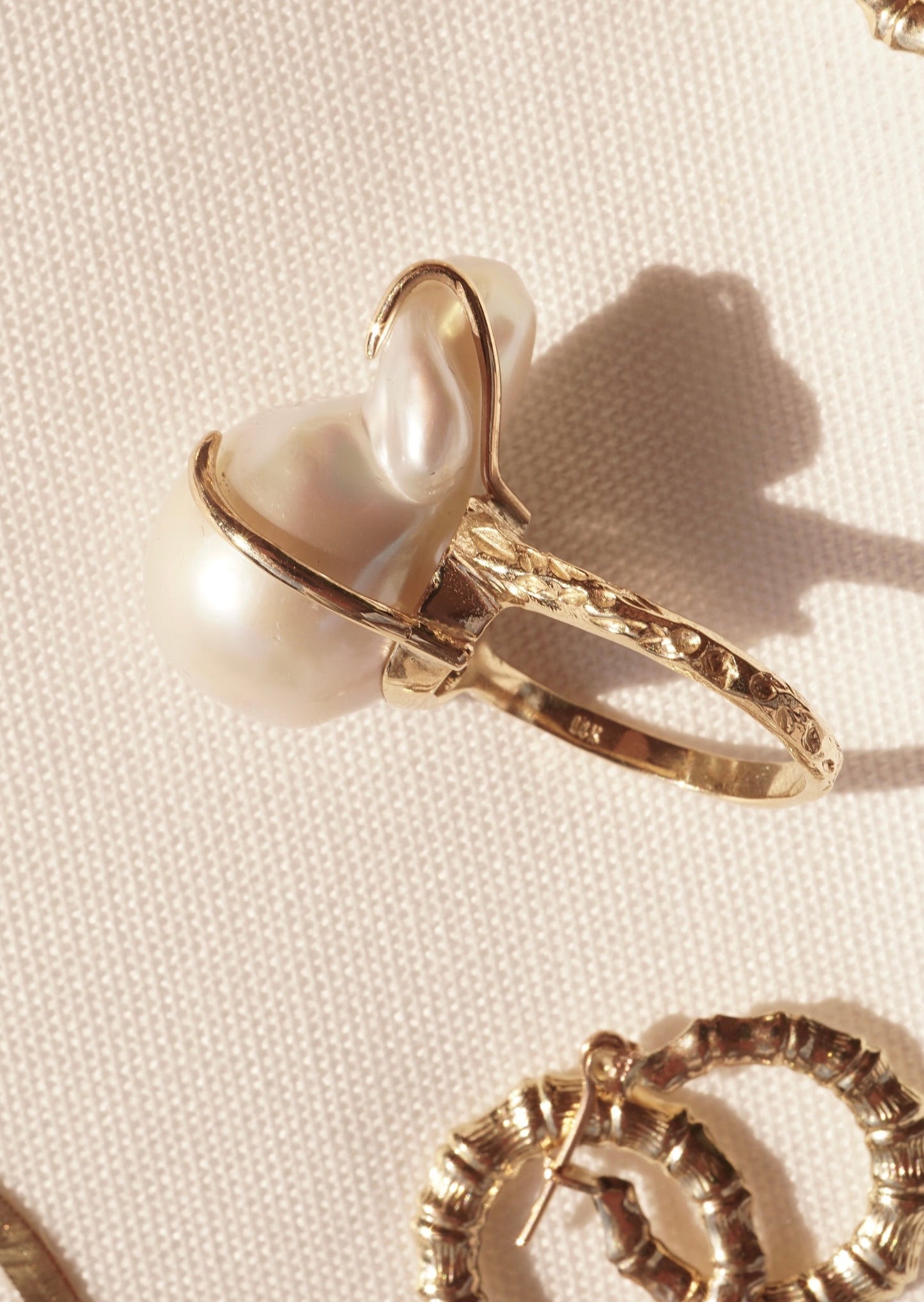 14k Gold Hammered Baroque Pearl Ring
