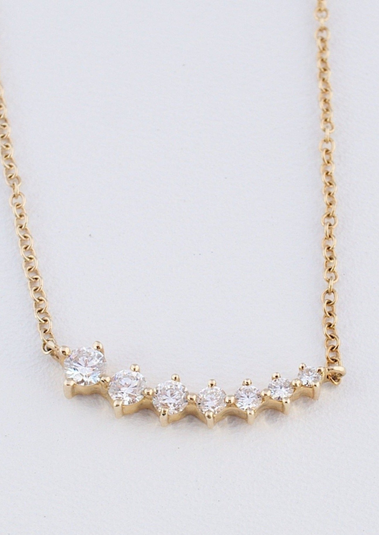 14k Gold Graduating Diamond Necklace